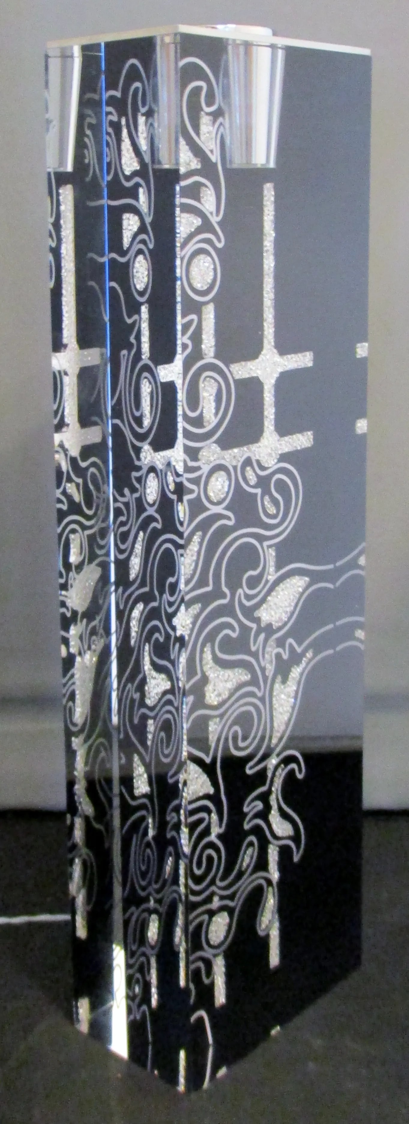 Implexions Crystal Infinity Poetic Tealight Lucite Candle Holder New in Box - 12