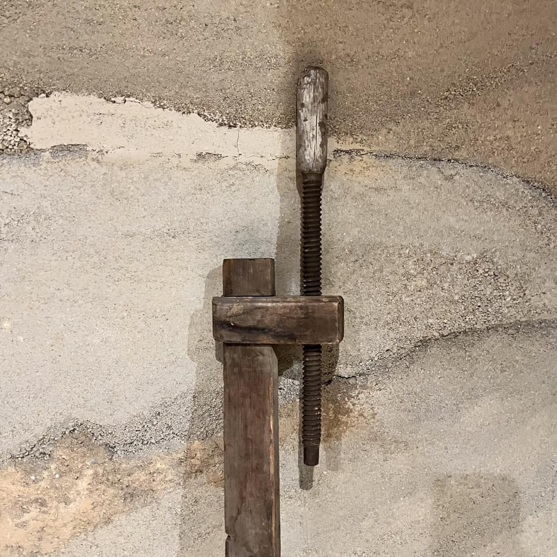 1940s Antique Wood Clamps Rustic Carpentry Tool - 8