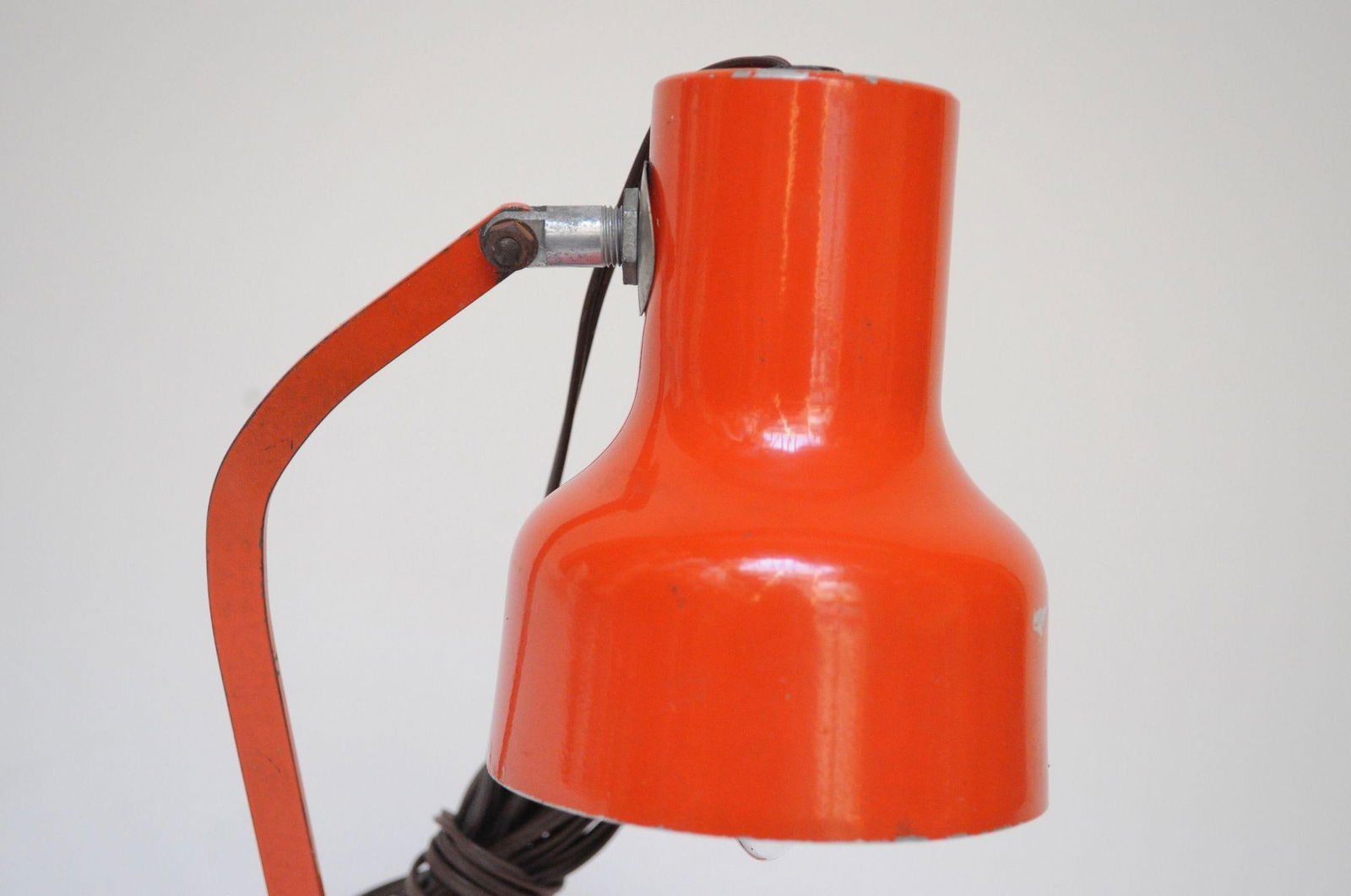 Petite Vintage Italian Orange Metal Adjustable Task / Table Lamp - 7