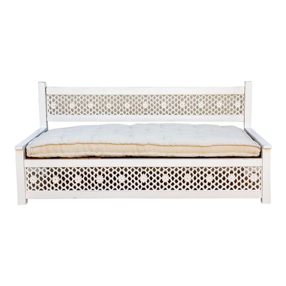 Moorish Floral Pearl Daybed Sofa (1 of 10)