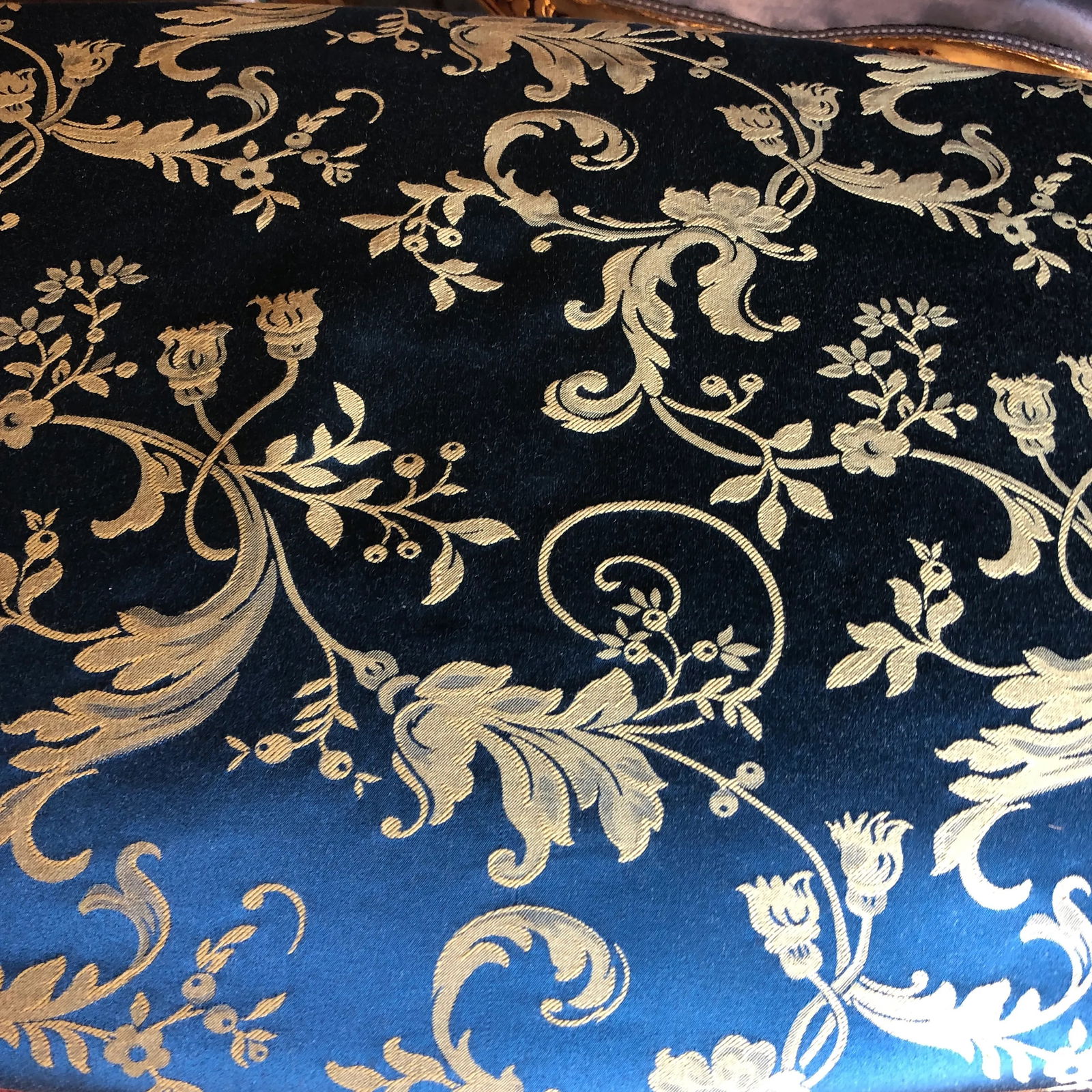 1940s Vintage Peacock Blue and Gold Gilded Bench - 3