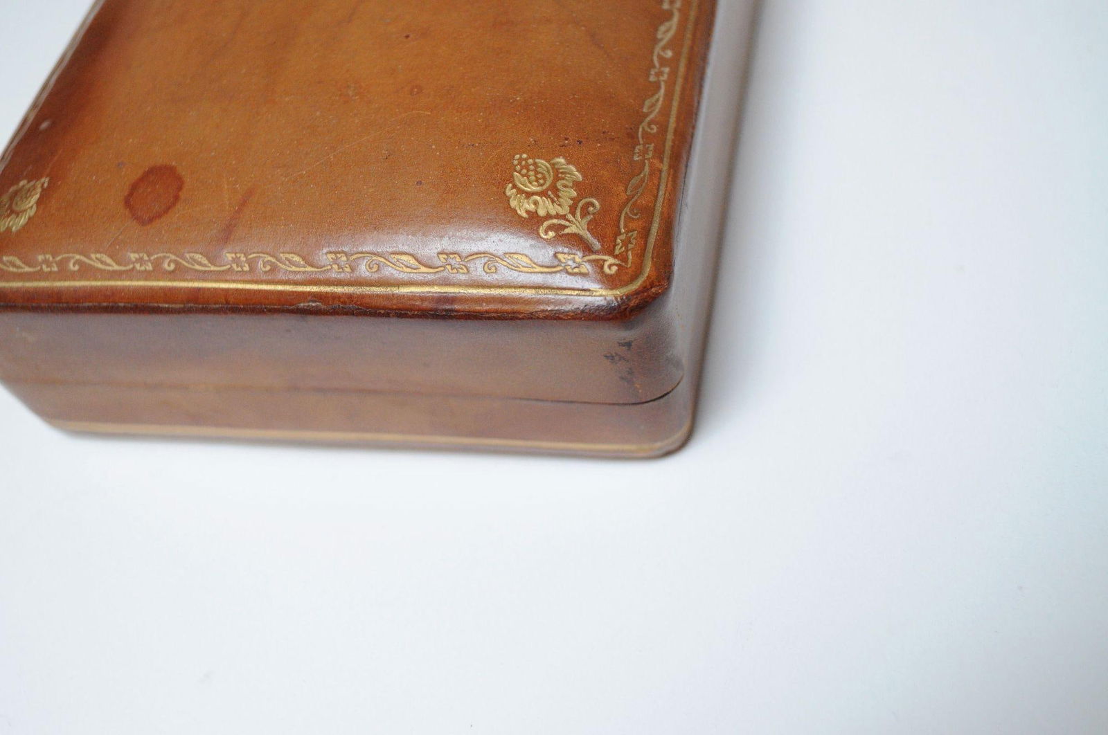 Collection of Four Vintage Florentine Scuola Del Cuoio Embossed Leather Boxes - 12