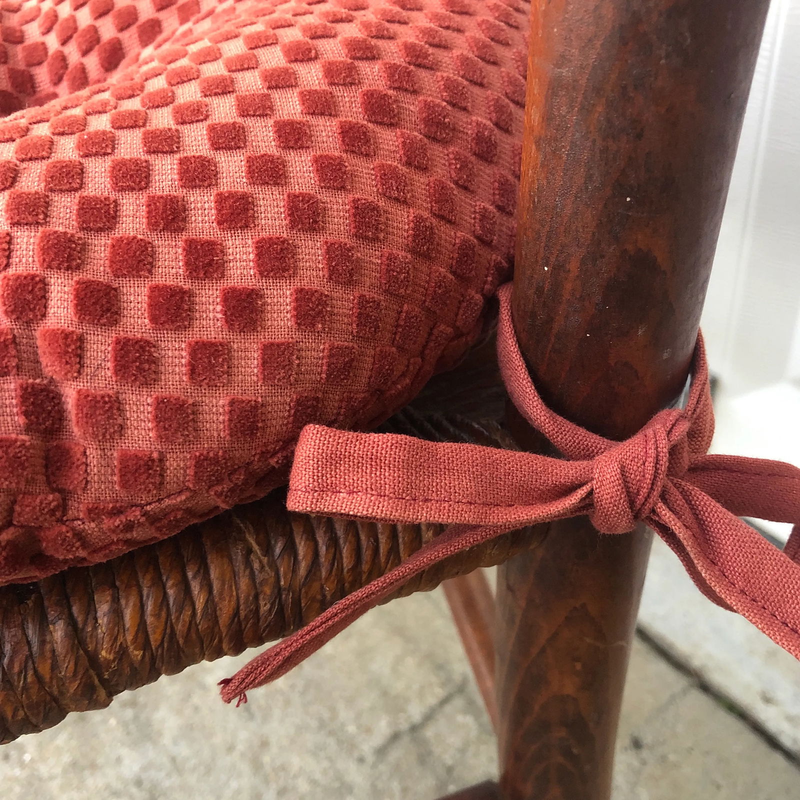 1970s Vintage Italian Rush Seating Caned Farm Chairs - 9