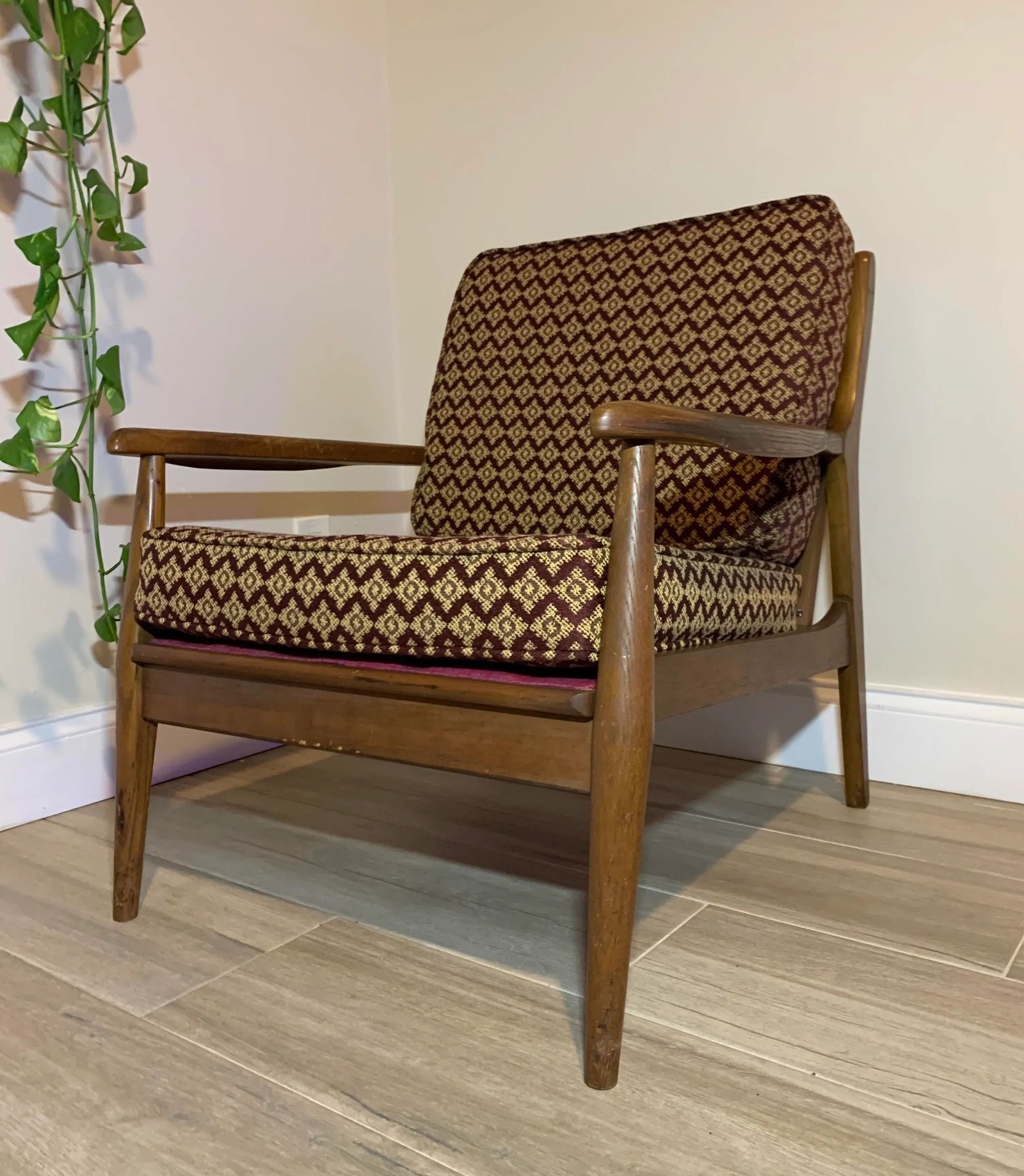 Mid Century Modern Danish Walnut Lounge Chair - 13