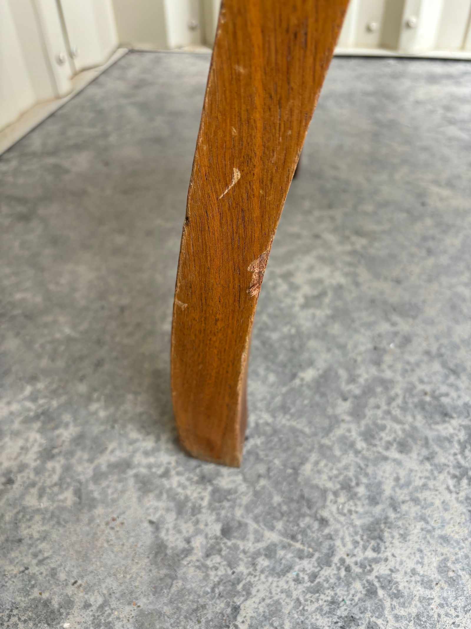 1920s Antique Victorian Eastlake Carved Mahogany Chair With Salmon Pink Velvet - 4