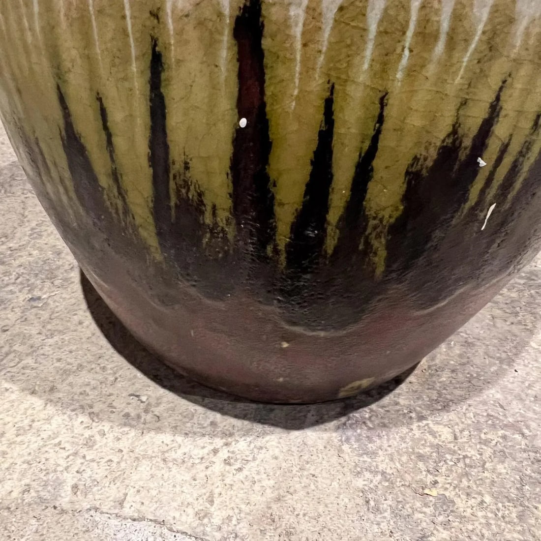 1970s Artisan Lava Drip Glaze Planter Pot Red and Green - 7