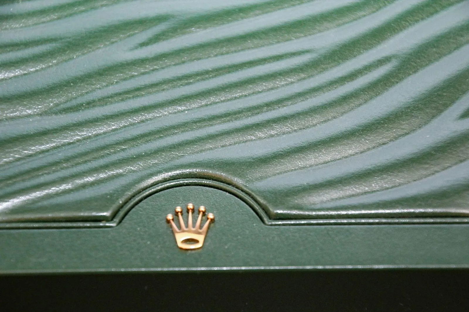 Rolex Submariner Oyster Green Wave Watch Box - 4