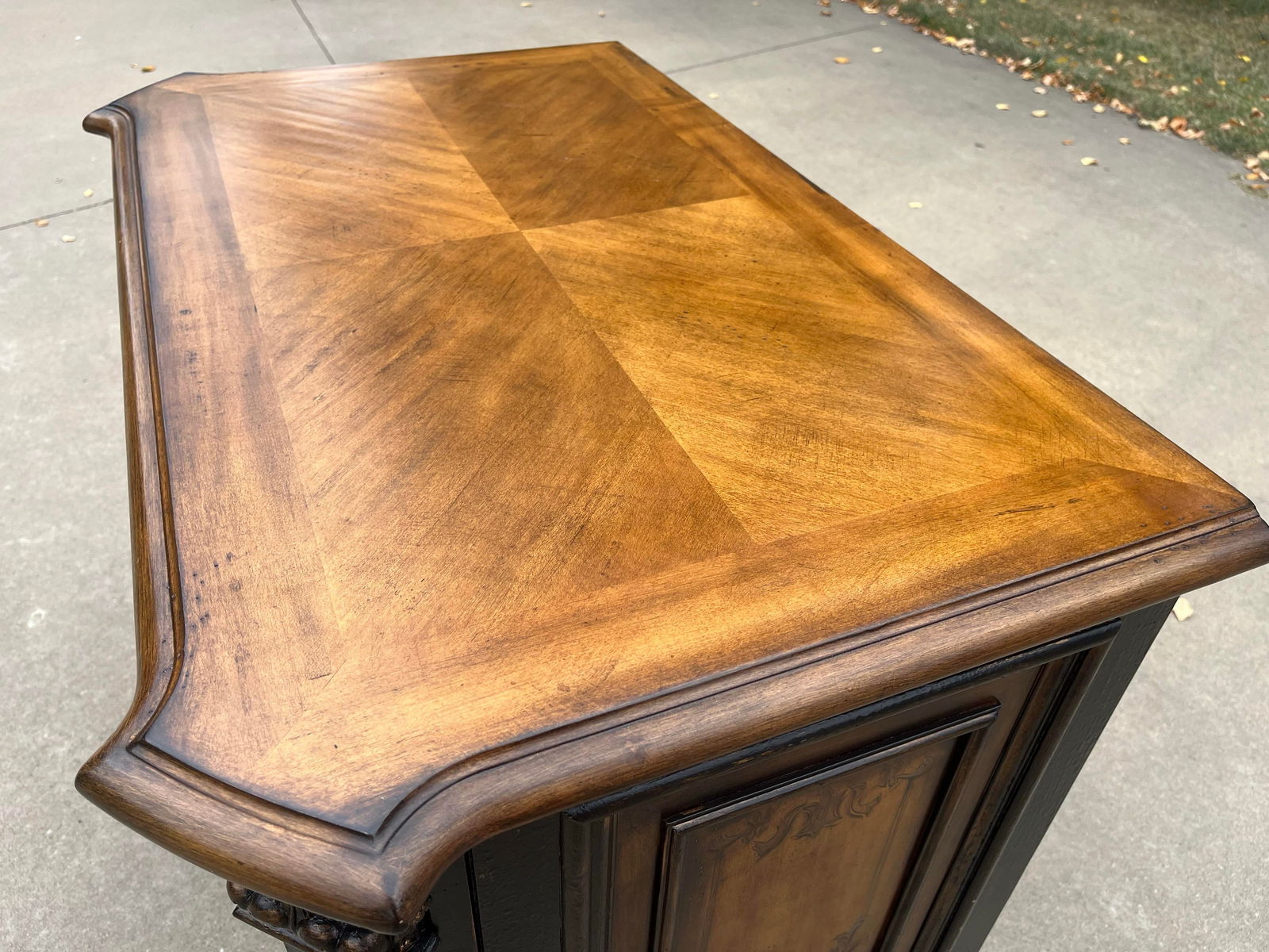 Hooker Furniture North Hampton Collection Ebonized Maple Lateral Filing Cabinet - 10