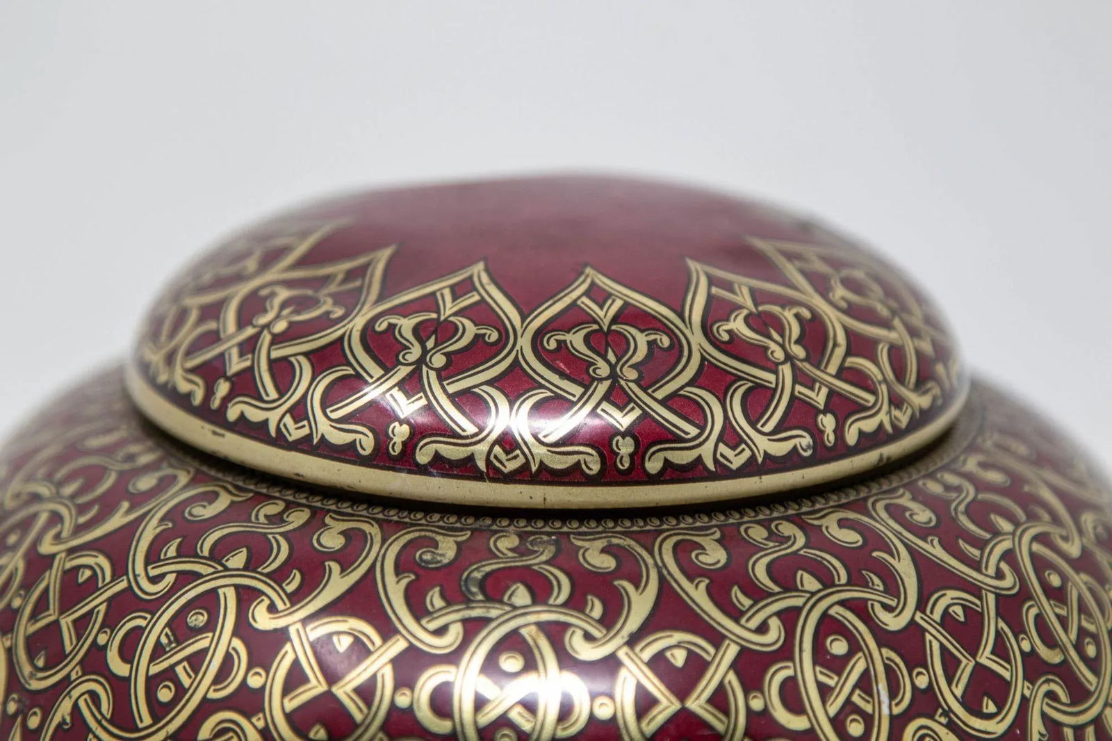 Tchibo Tin Box Red and Gold Arabesque Coffee Container Vintage 1960 Germany - 5