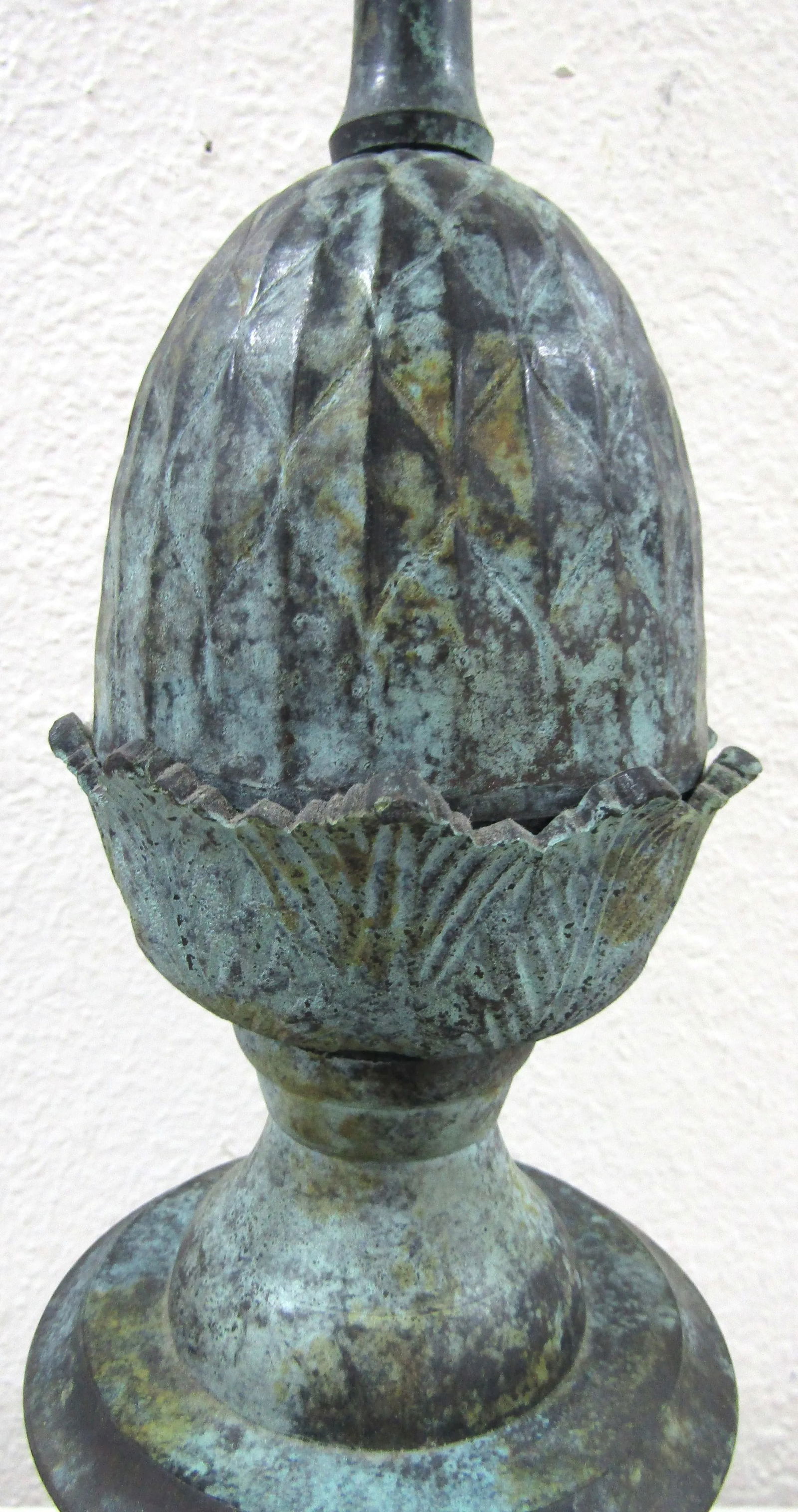 Vintage Bronze Acorn on Pedestal Table Lamp With Lampshade - 10