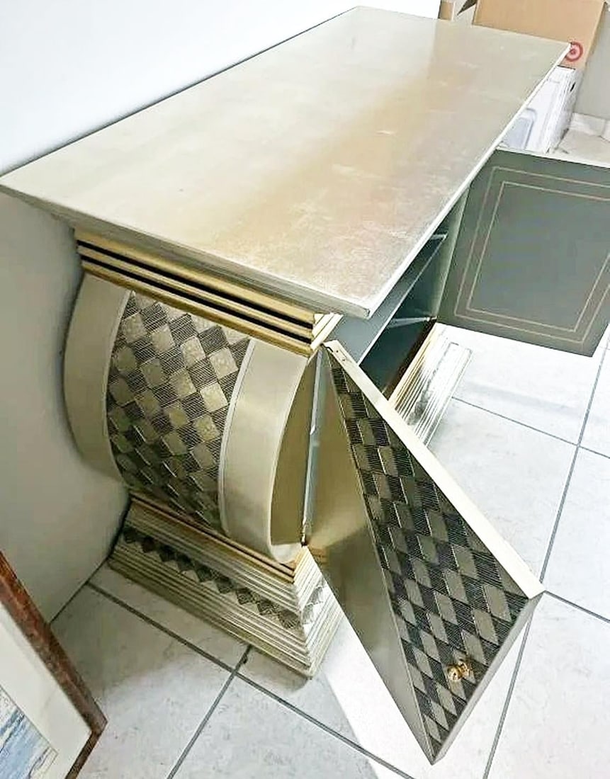 1990s Silver and Gold Contemoporary Modern Console Cabinet - 7