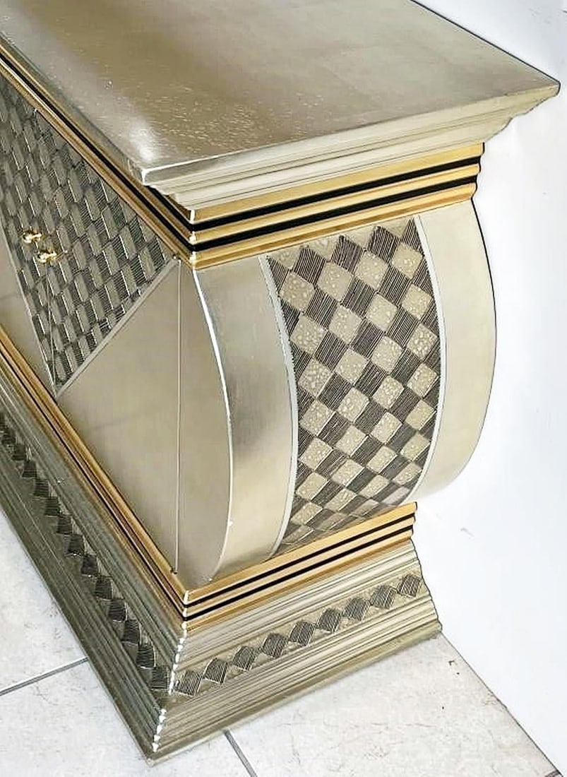 1990s Silver and Gold Contemoporary Modern Console Cabinet - 9