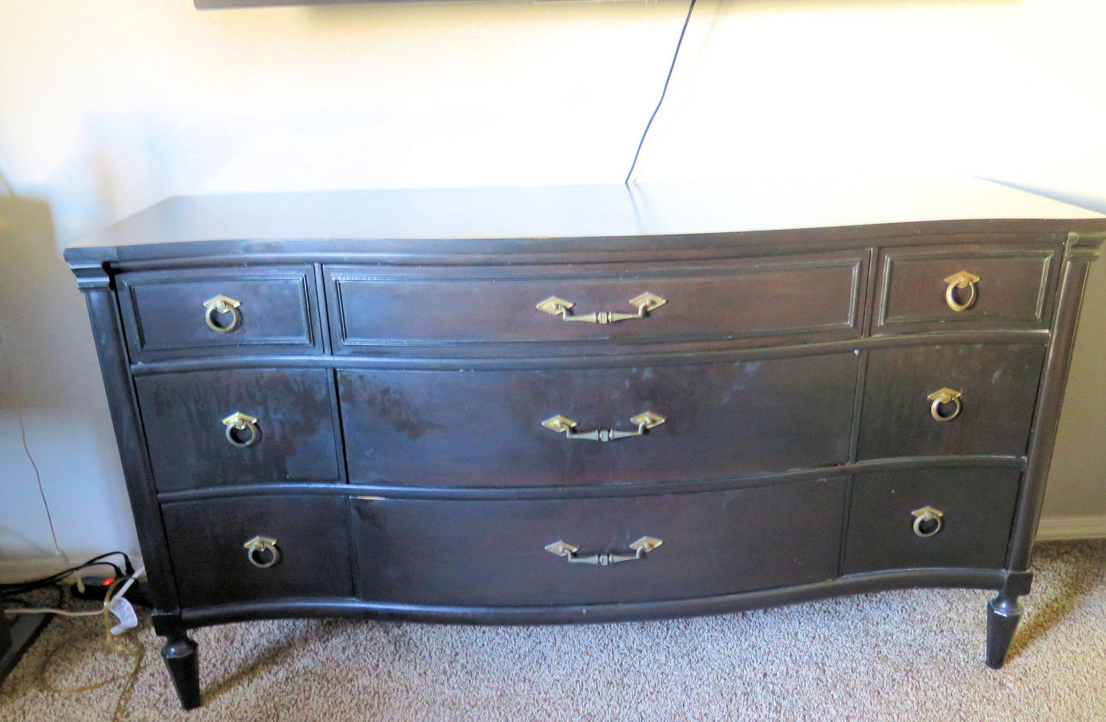 1950s Mahogany Bassett Furniture Industries Chest of Drawers With 9 Drawers and Original Architectur - 5