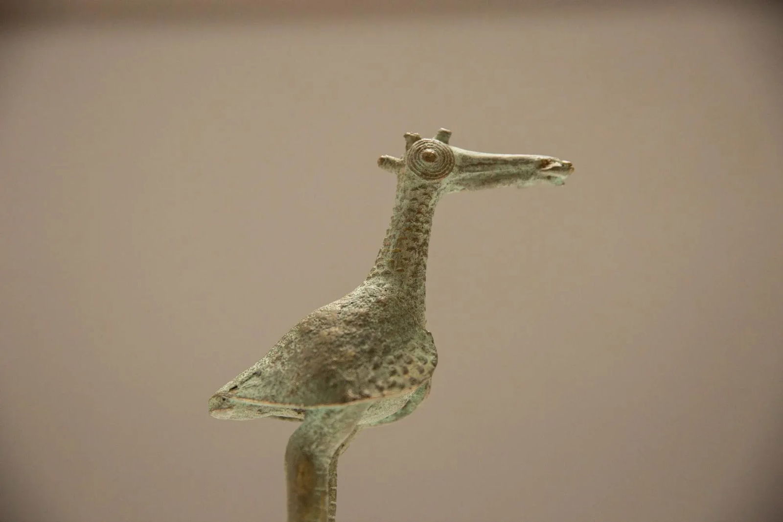 Vintage AfricanOxidized Bronze Crowned Stork With Fish - 3