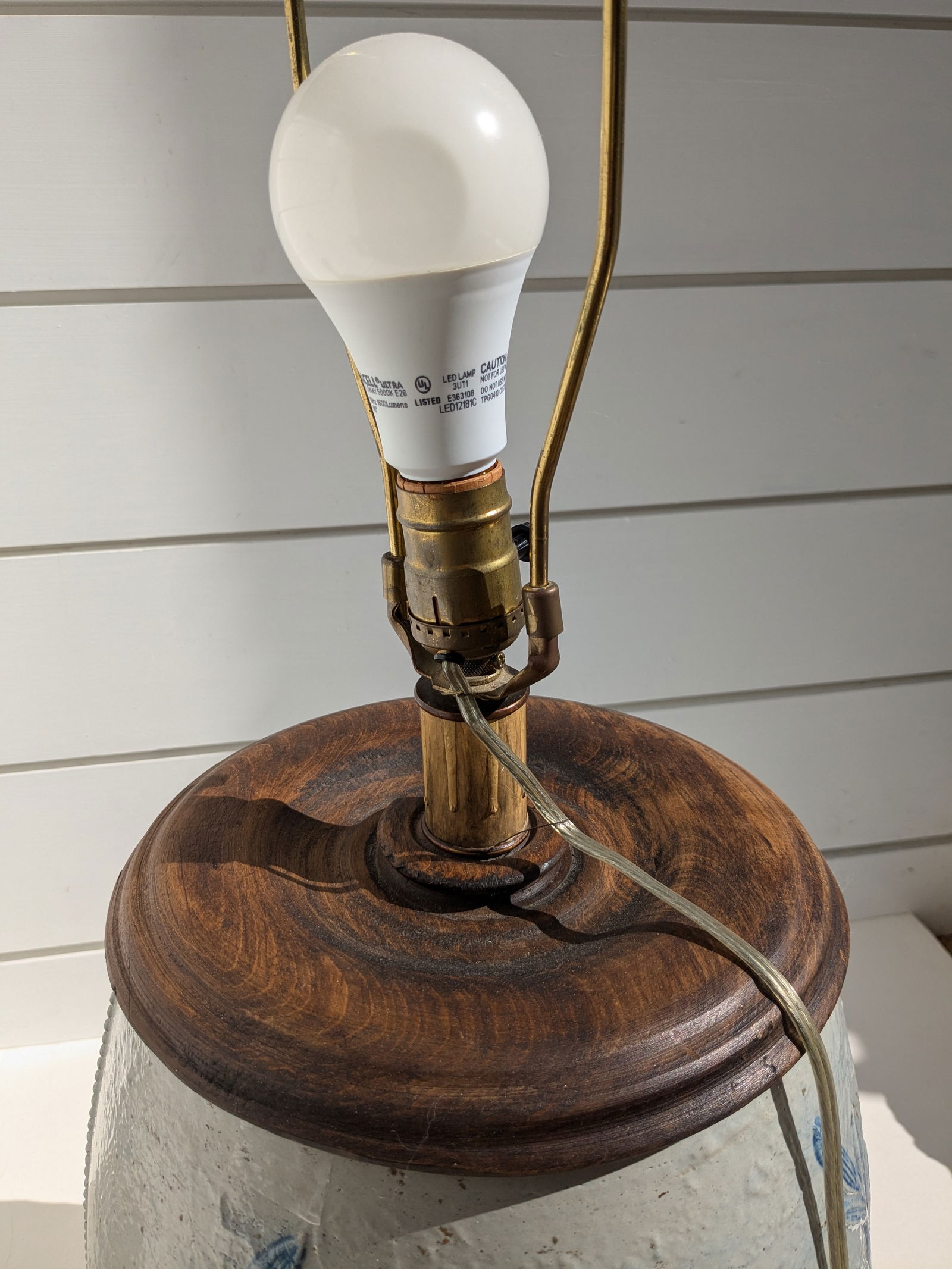 19th Century Blue Salt Glaze Stoneware Water Crock Cobalt Blue Lamp - 7