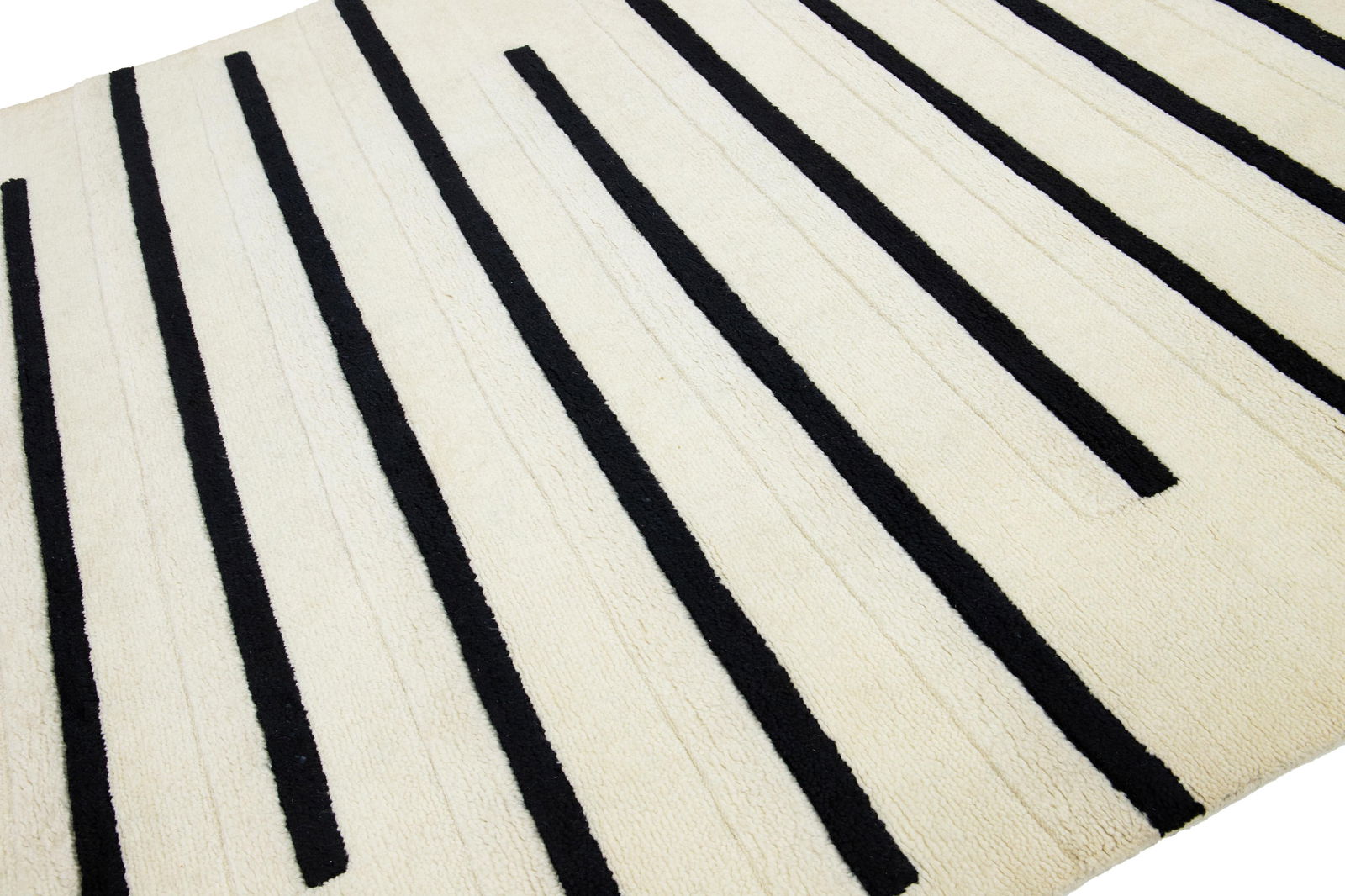 Modern Ivory Moroccan Style Wool Rug With Striped Design - 5