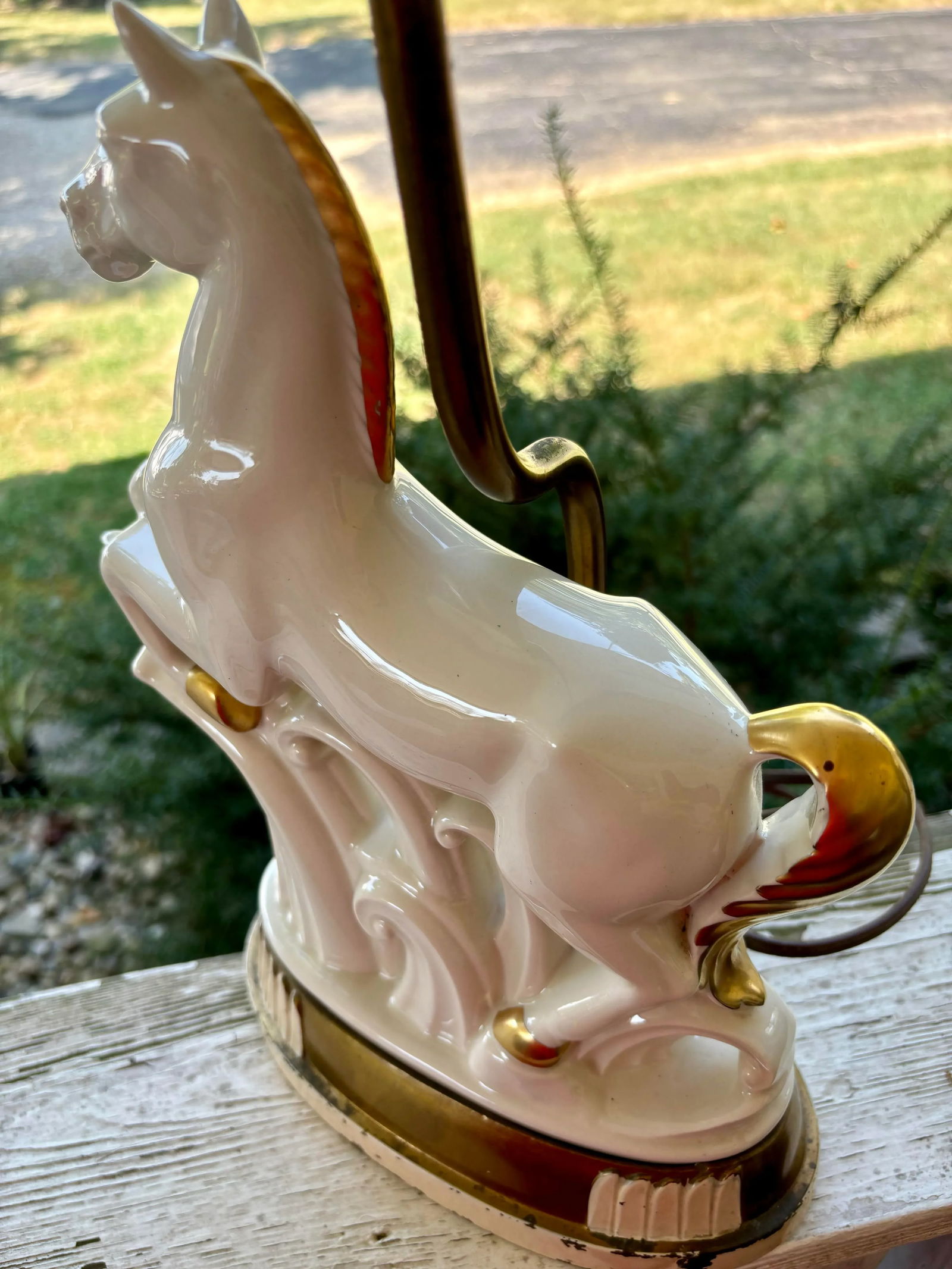Vintage Art Deco White Gold Porcelain Horse Sculpture Lamp - 4