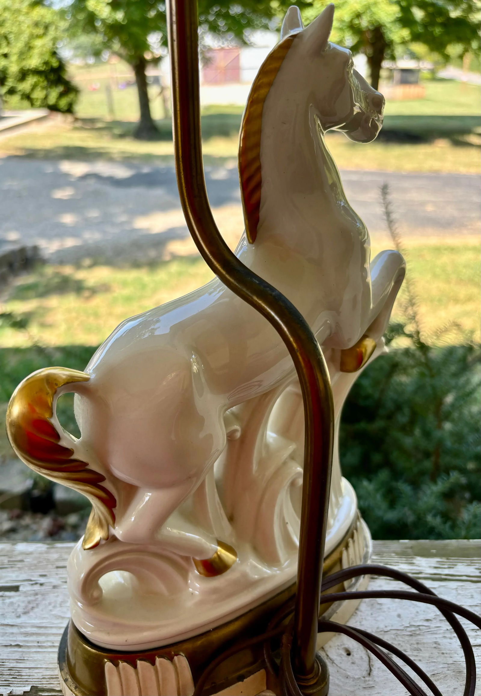 Vintage Art Deco White Gold Porcelain Horse Sculpture Lamp - 8