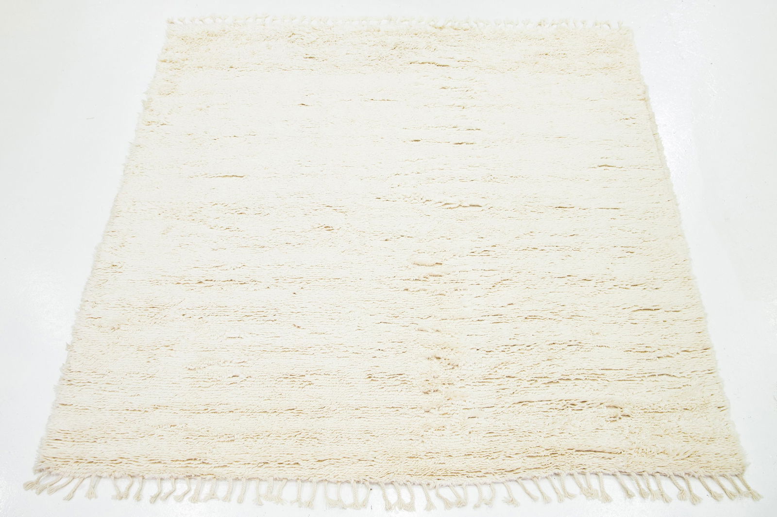 Modern Organic Moroccan Style Wool Rug With Solid Ivory Color - 2