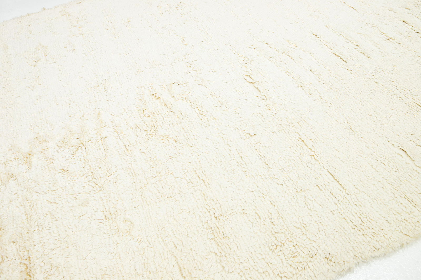 Modern Organic Moroccan Style Wool Rug With Solid Ivory Color - 5