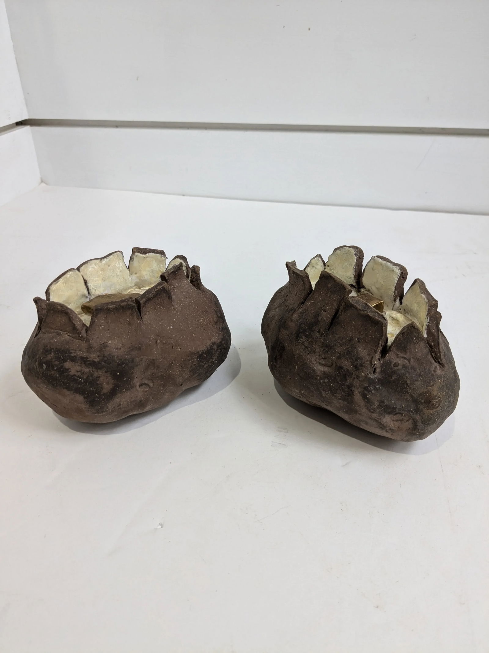 Pair of Artist Signed Ceramic Baked Potatoes, Mid 20th Century - 2
