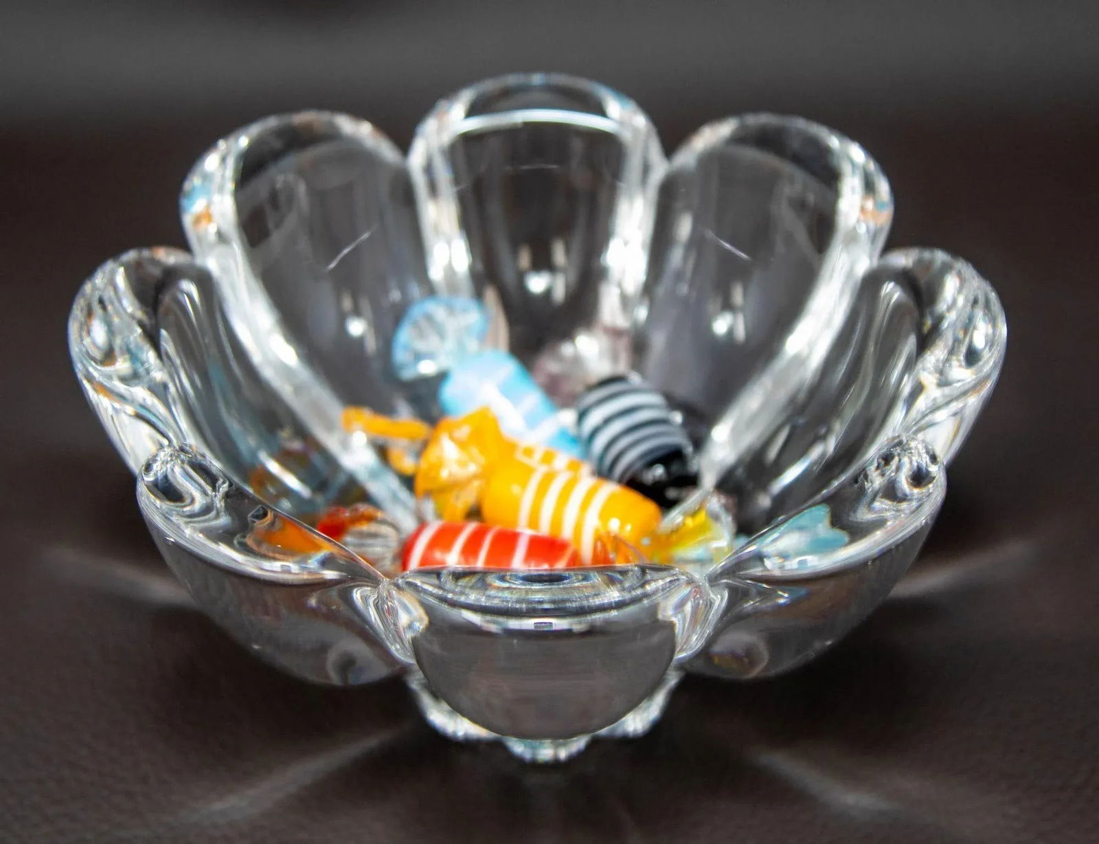 Orrefors Sweden Crystal Flower Petal Shaped Bowl Dish 1980s - 3