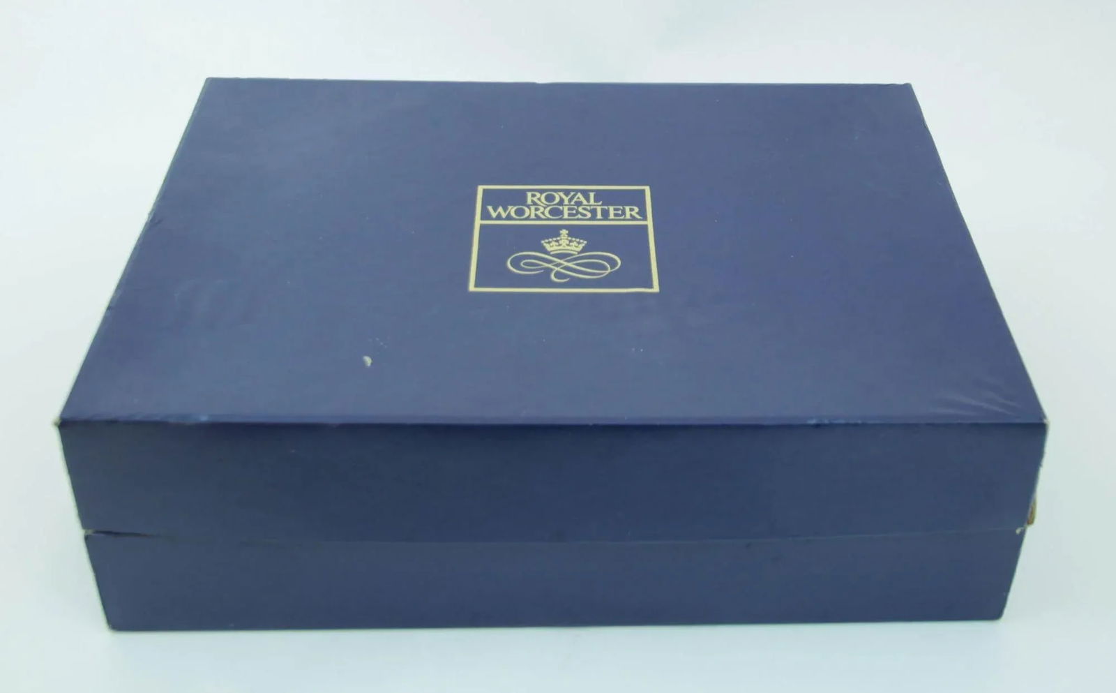 Royal Worcester England Set of Six Demitasse Cups and Saucers in Original Box - 11