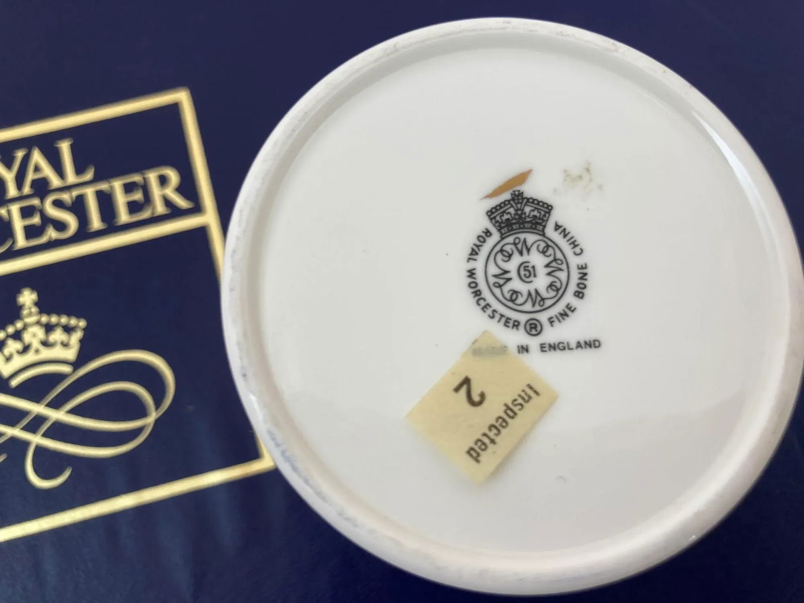 Royal Worcester England Set of Six Demitasse Cups and Saucers in Original Box - 9