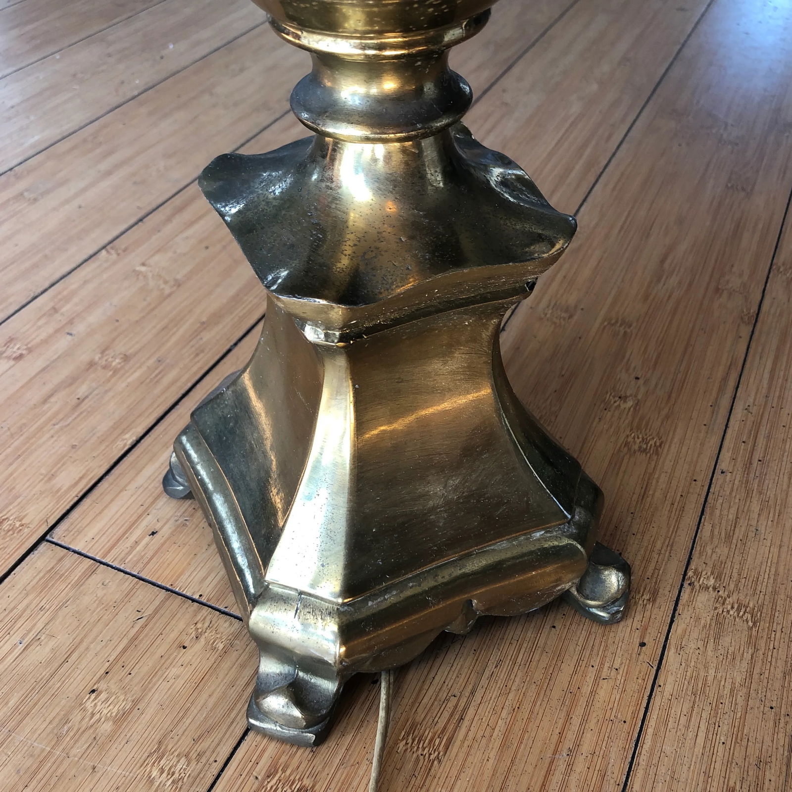 1970s Brass Footed Table Lamp With Shade - 3