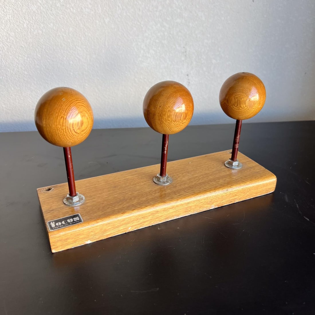 1960s Wall Coat Rack Maple Wood and Iron - 5