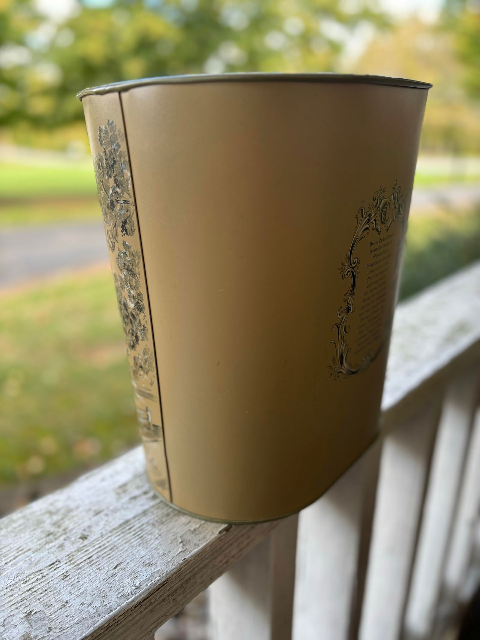 1950s Cheinco Metal Waste Paper Basket of Bruton Parish Church in Williamsburg Va Signed Robert F. S - 4