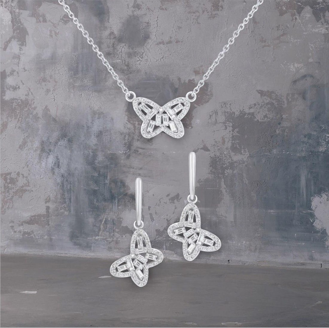 Customisable White Diamond Baguette White Gold Fashion Modern Pendant Necklace - 4