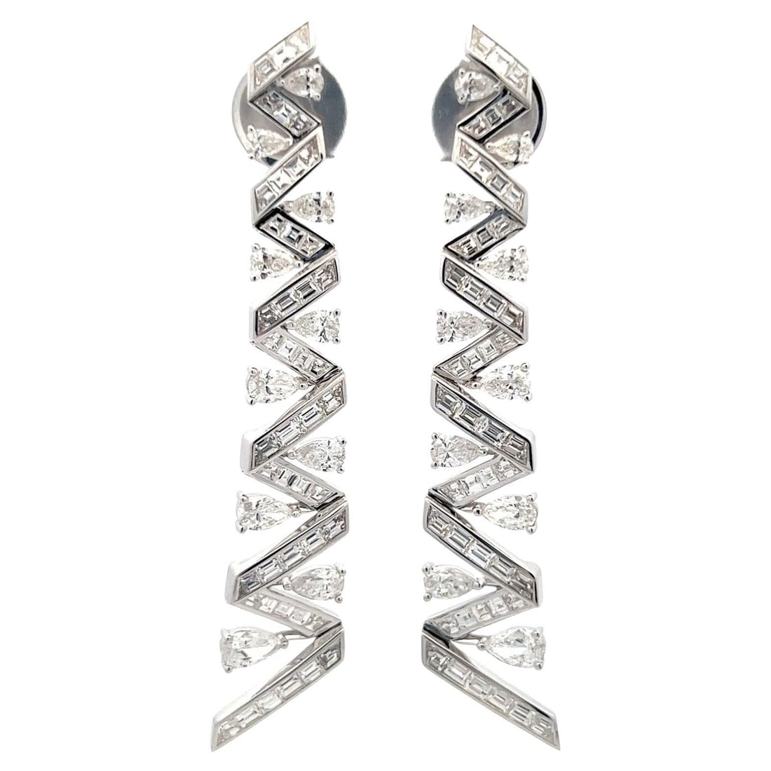 Geometry Diamond 18K White Gold Exclusive Earrings - 15
