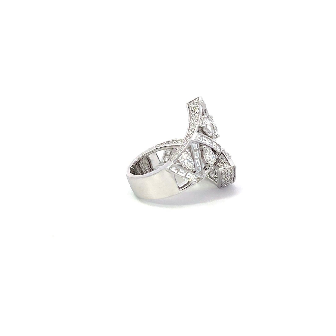 Geometry Diamond 18K White Gold Exclusive Ring - 12