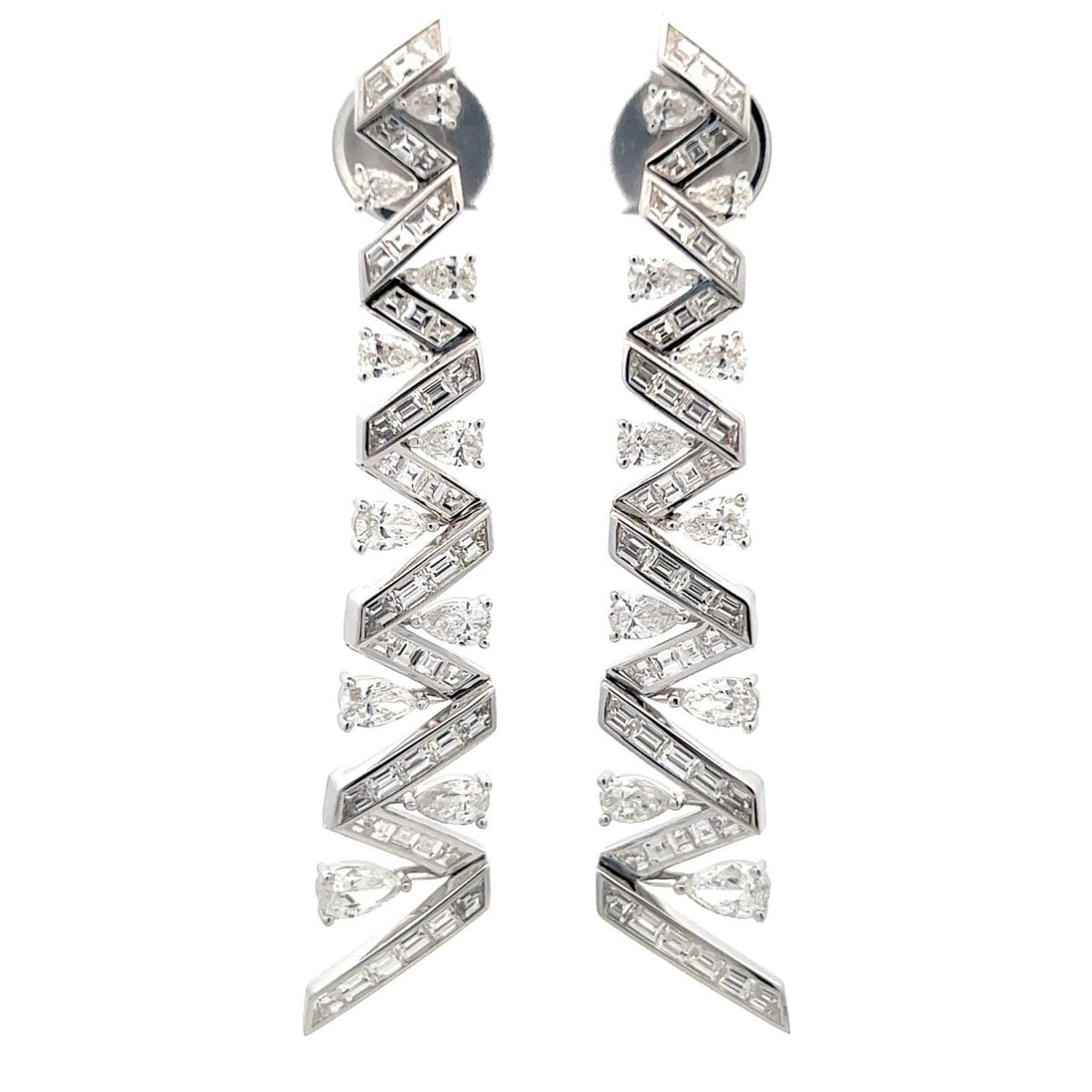 Geometry Diamond 18K White Gold Exclusive Ring - 19