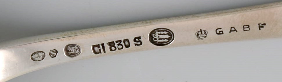 Four Georg Jensen Akkeleje dessert spoons in silver (830). Dated 1920. - 5