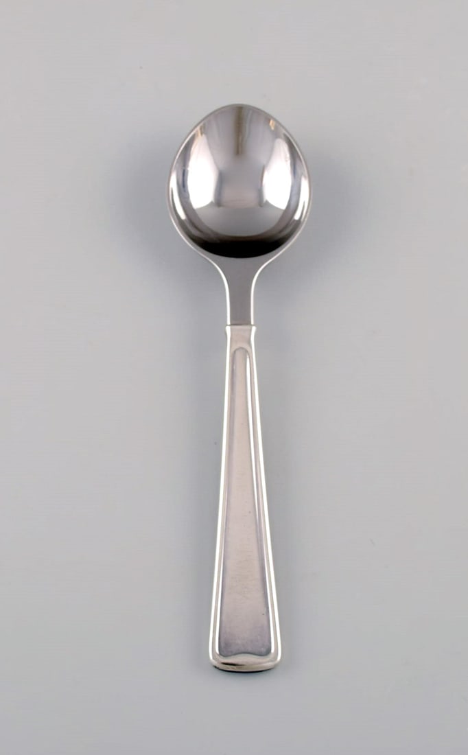 Rare Georg Jensen Koppel cutlery. Dinner spoon in sterling silver and stainless steel. Two pieces in: Title:Rare Georg Jensen Koppel cutlery. Dinner spoon in sterling silver and stainless steel. Two pieces in stock. Description:Rare Georg Jensen Koppel cutlery. Dinner spoon in sterling silver and stai