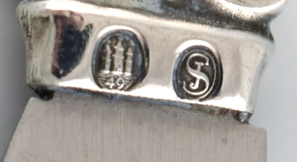 Danish silversmith. Five serving parts in silver (830). Rococo style, 1940s. - 6