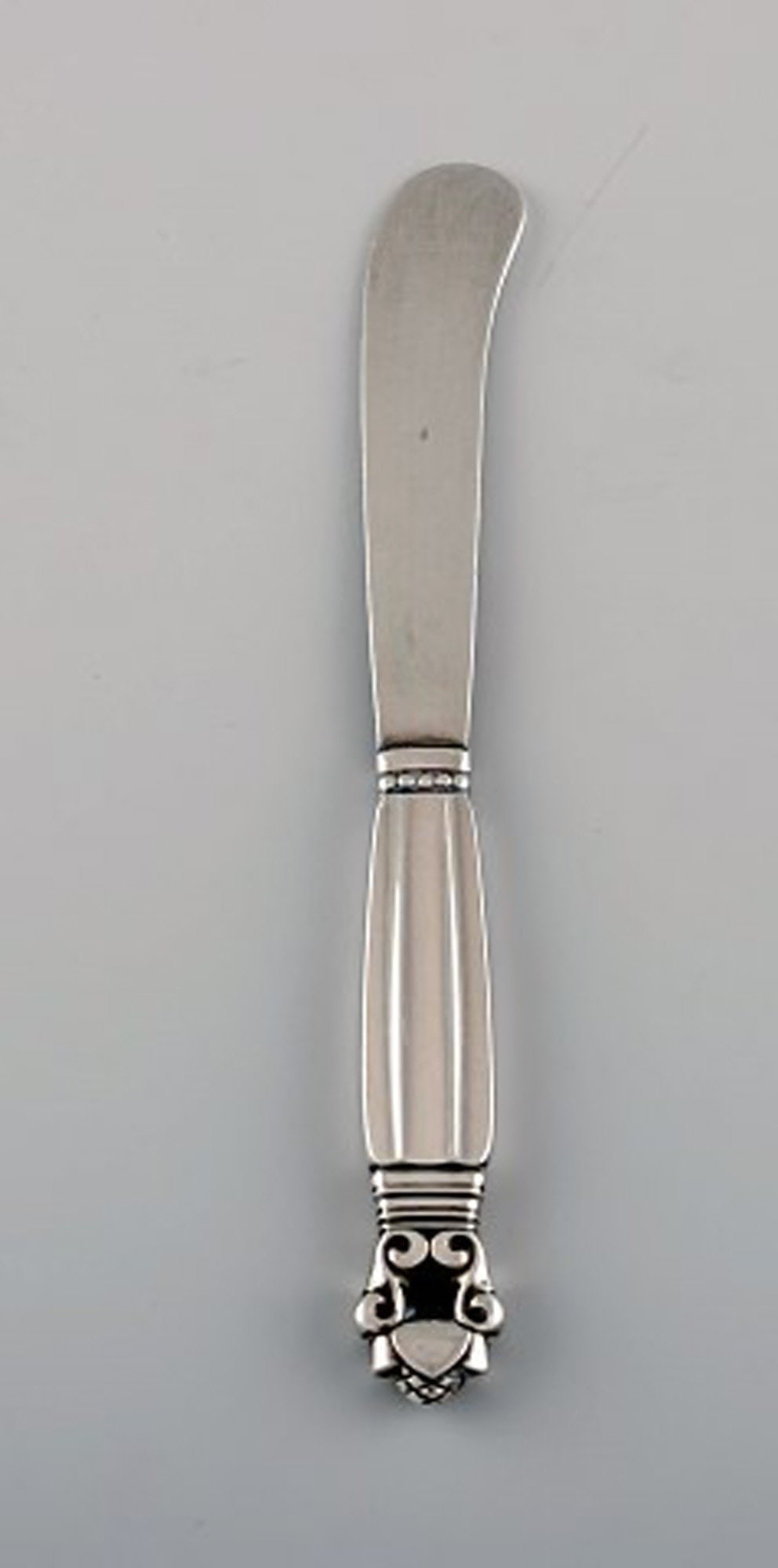 Eight Georg Jensen Acorn butter knives in all sterling silver. - 2