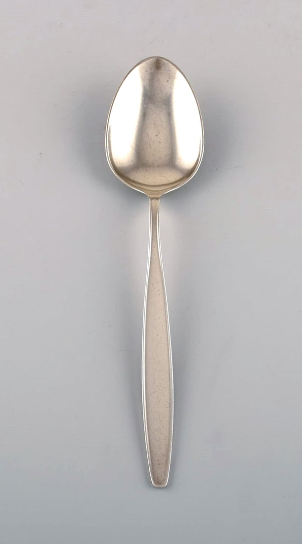 Georg Jensen Cypress tablespoon in sterling silver.: Title:Georg Jensen Cypress tablespoon in sterling silver.Description:Georg Jensen Cypress tablespoon in sterling silver. Length: 19.8 cm. Stamped. In excellent condition. Our skilled Georg Jensen