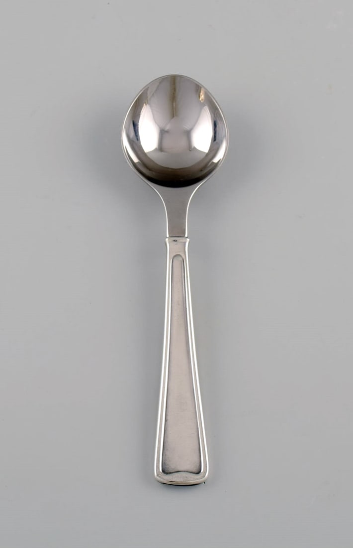 Rare Georg Jensen Koppel cutlery. Dessert spoon in sterling silver and stainless steel. Five pieces: Title:Rare Georg Jensen Koppel cutlery. Dessert spoon in sterling silver and stainless steel. Five pieces in stock. Description:Rare Georg Jensen Koppel cutlery. Dessert spoon in sterling silver and s