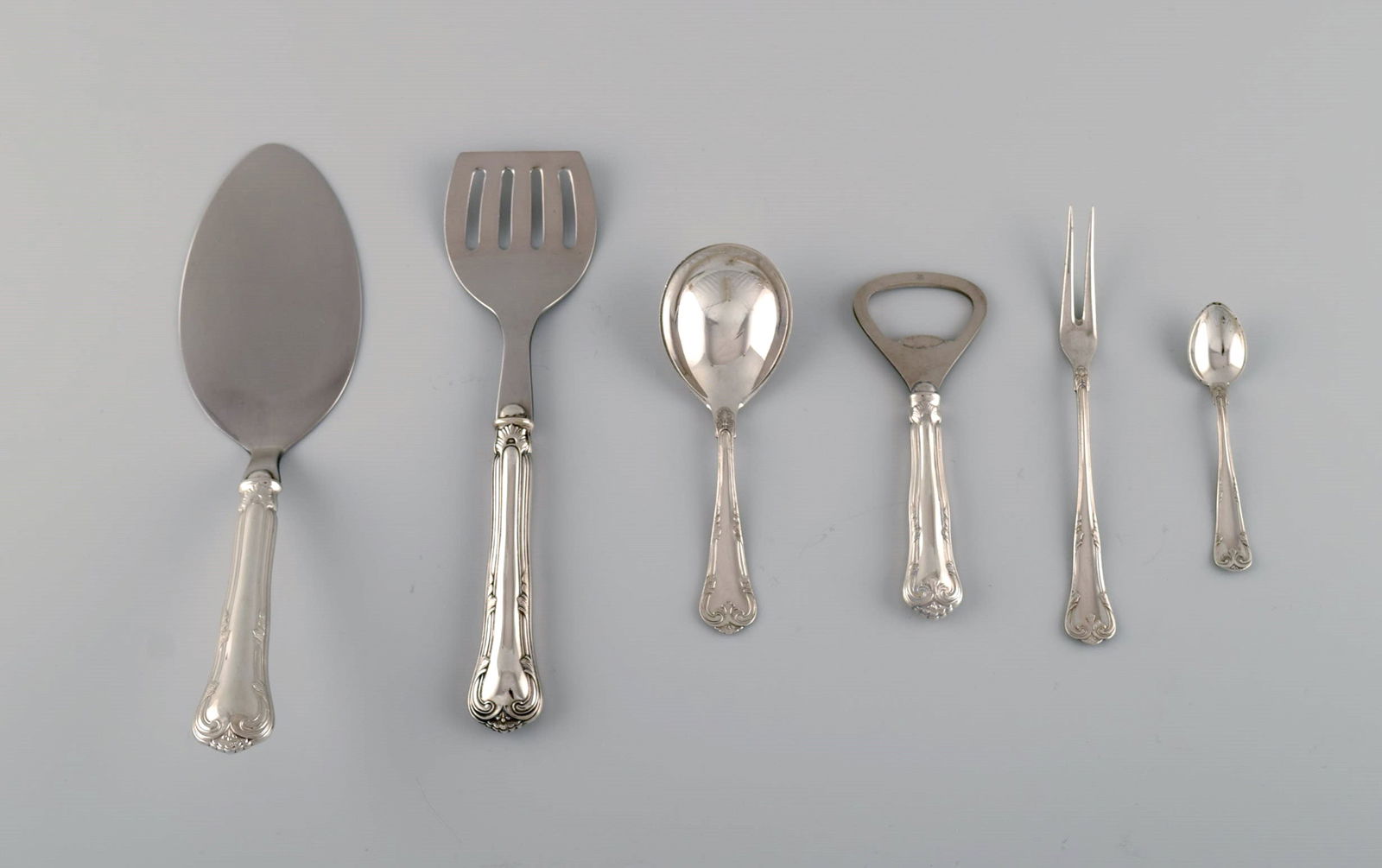 Six Cohr serving parts in silver (830) and stainless steel. Mid 20th century. (1 of 7)