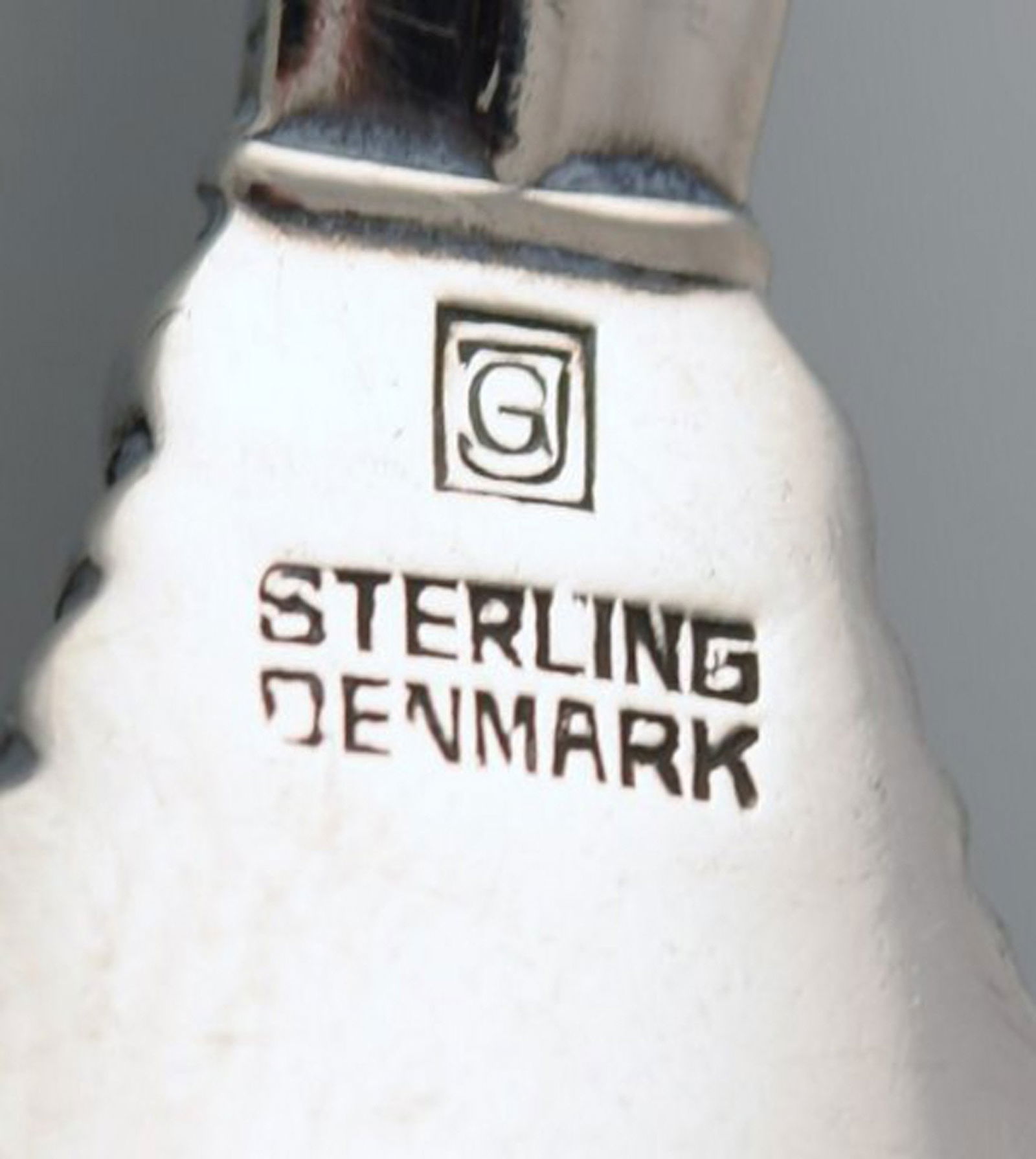 Johan Rohde for Georg Jensen. Early Acanthus serving spoon in sterling silver. Dated 1933-44. - 4