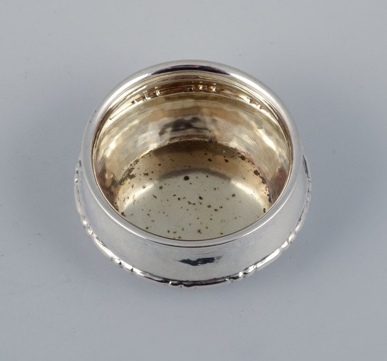 Evald Nielsen, hammered salt cellar in Danish 830 silver. - 2