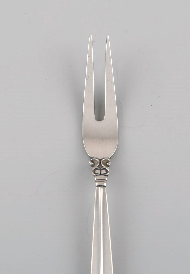 Georg Jensen Acanthus cold meat fork in sterling silver. - 3