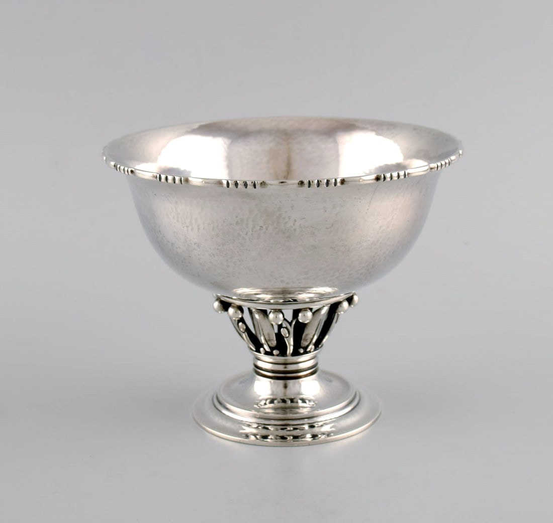 Georg Jensen "Louvre" bowl / compote in sterling silver. Art nouveau style with nature's organic - 3