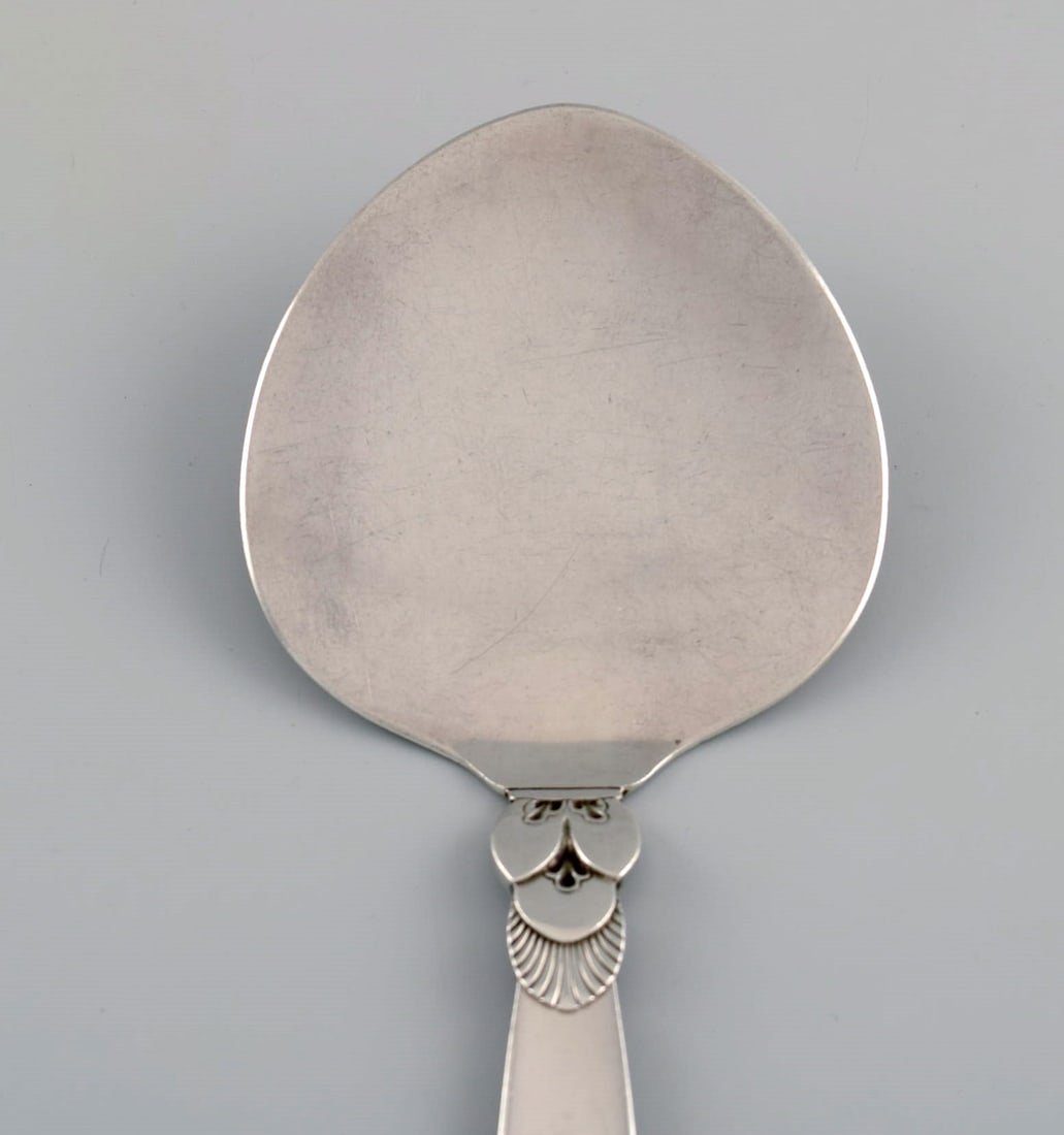 Georg Jensen Cactus serving spade in sterling silver. - 2