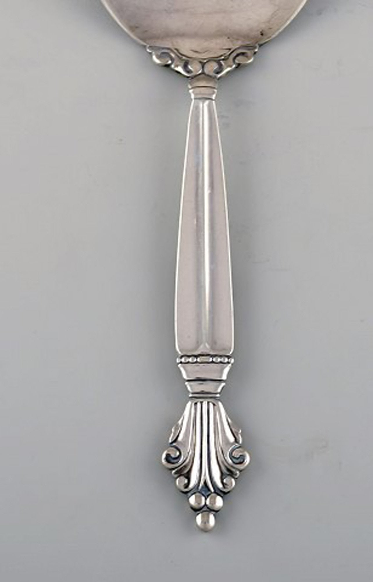 Johan Rohde for Georg Jensen. Early Acanthus serving spade in sterling silver. Dated 1928. - 2