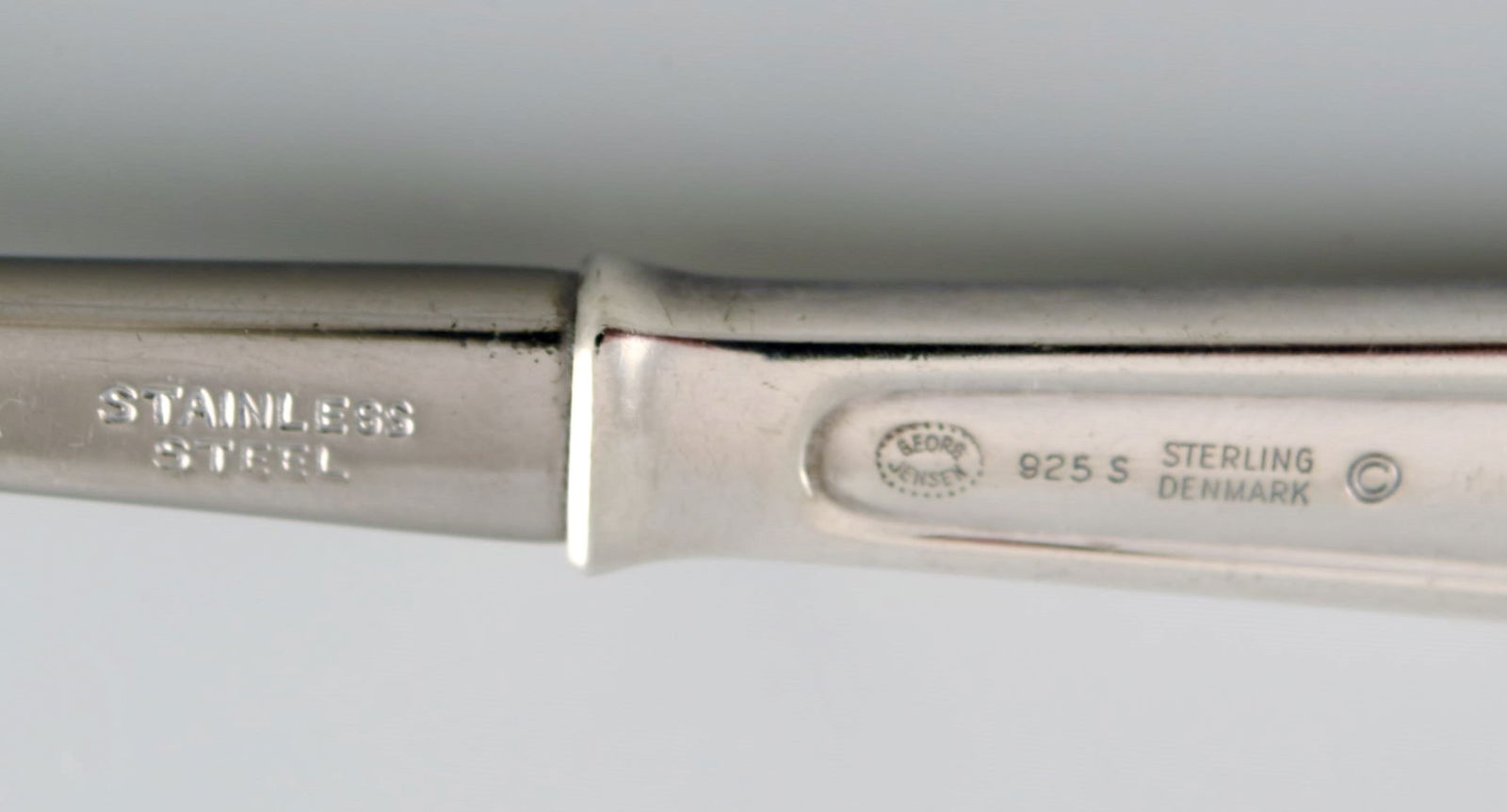 Rare Georg Jensen Koppel cutlery. Two roast forks in sterling silver and stainless steel. - 4