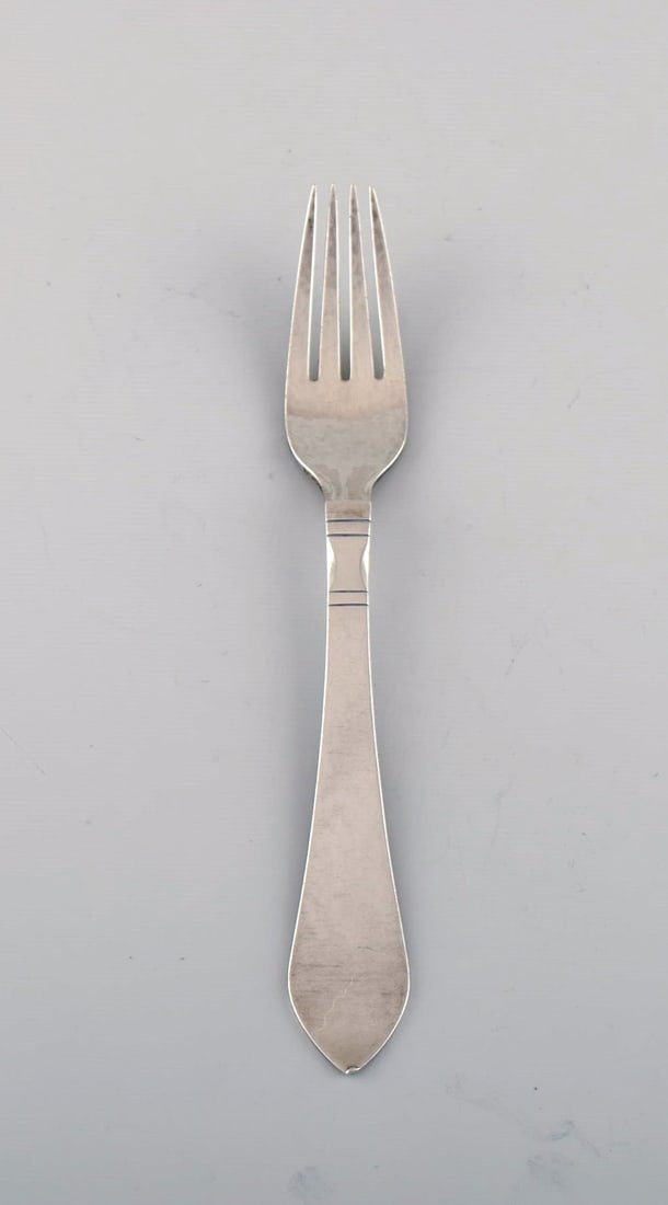 Georg Jensen Continental lunch fork in sterling silver. Dated 1933-44. (1 of 4)